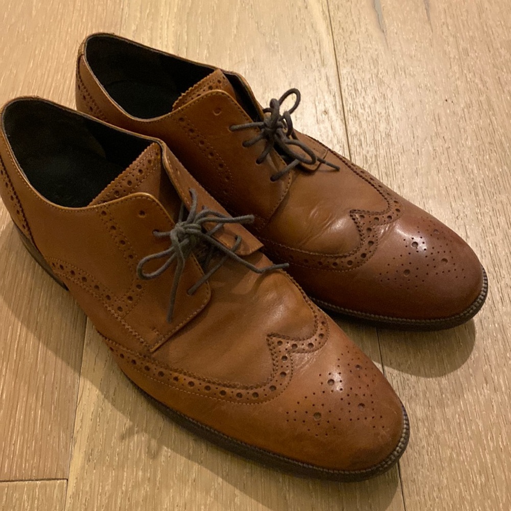Cole Haan wing tip oxfords size 11